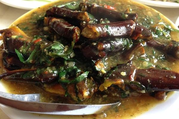 Chả, chân sam xào