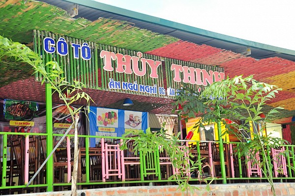 CÔ TÔ  - HOMESTAY THỦY THỊNH